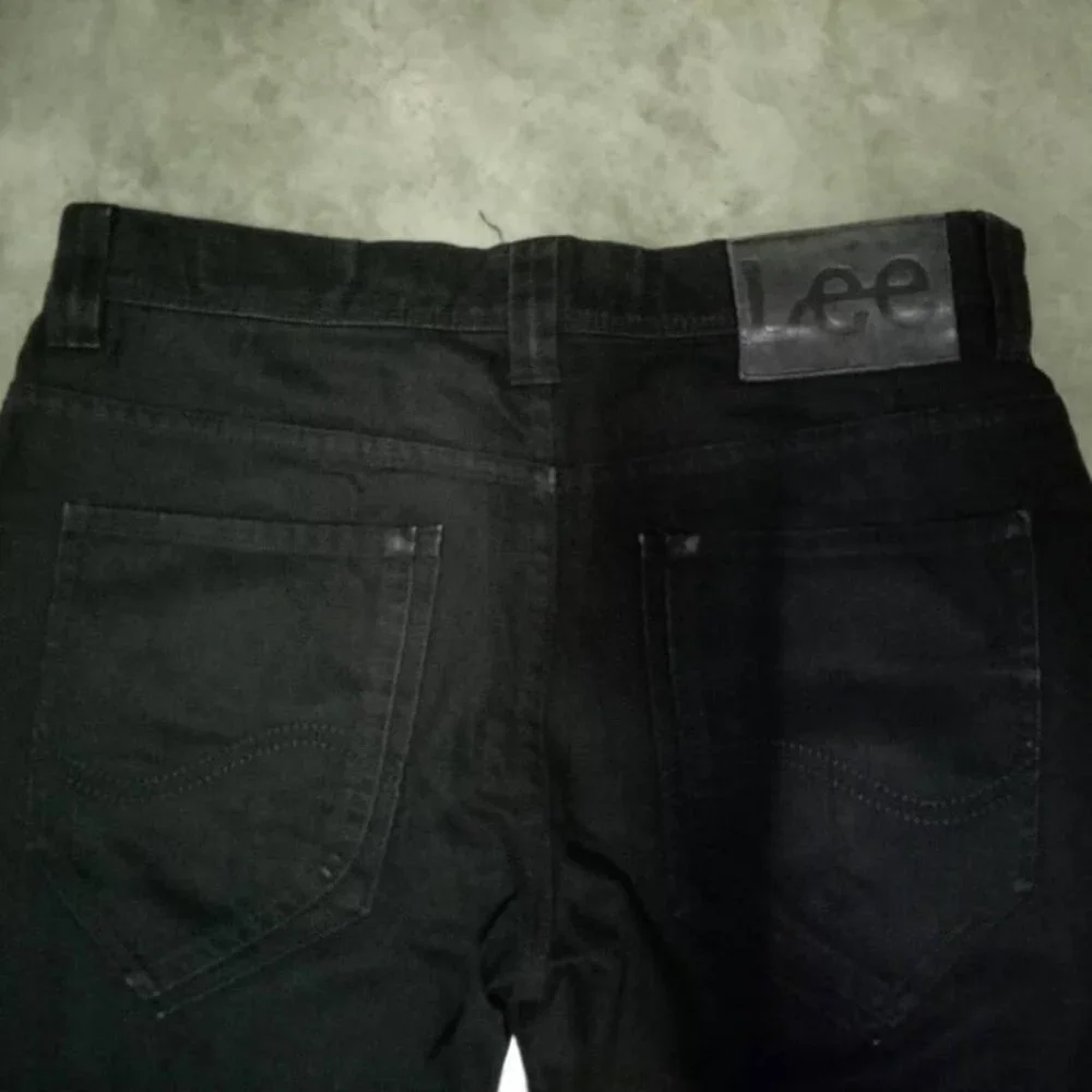 Classic Black Straight Leg Denim Pants - Picture 3 of 4